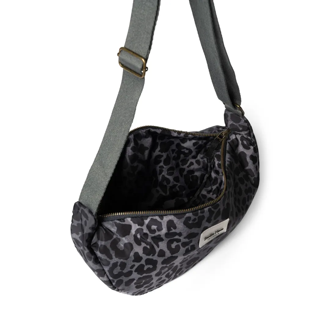 Adult Fanny Pack "Antra Leopard Puffy"