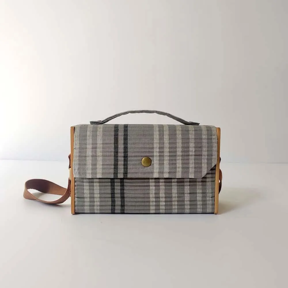 Box Sling Bag/Clutch Single Sleeve - Lines