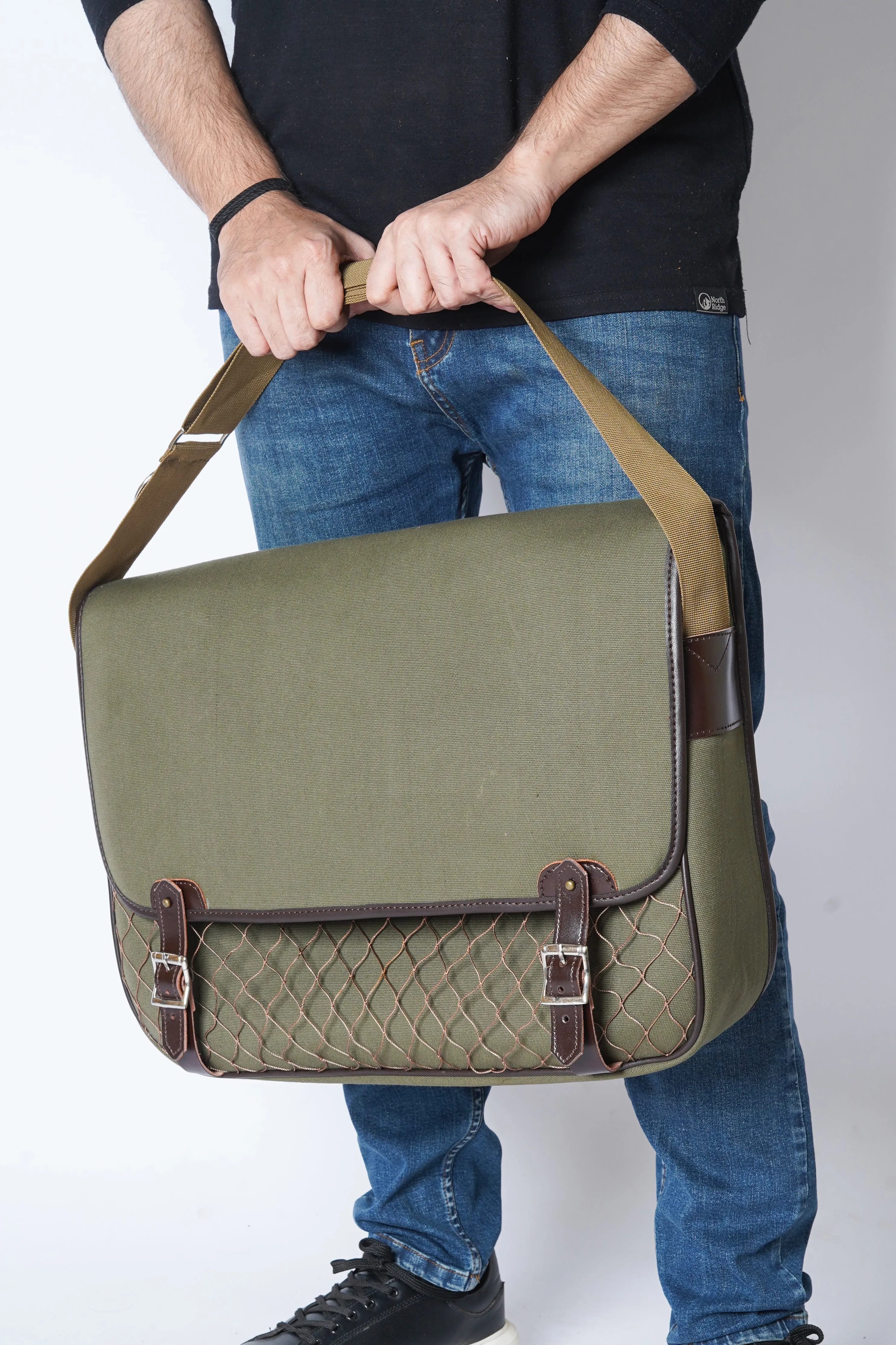 Canvas Leather Satchel Bag with Fishnet Game Pocket