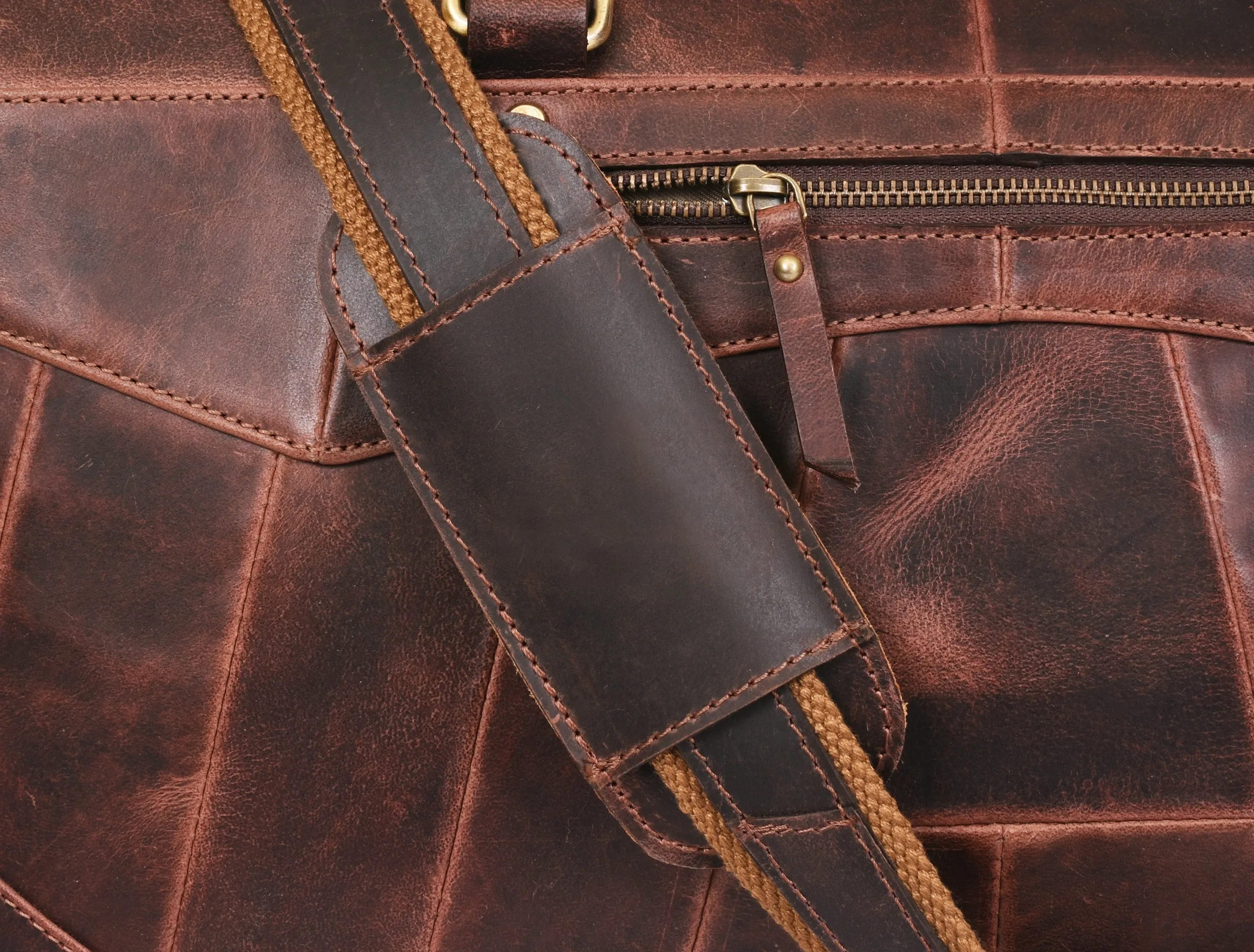 Leather Travel Bag -  Walnut Brown