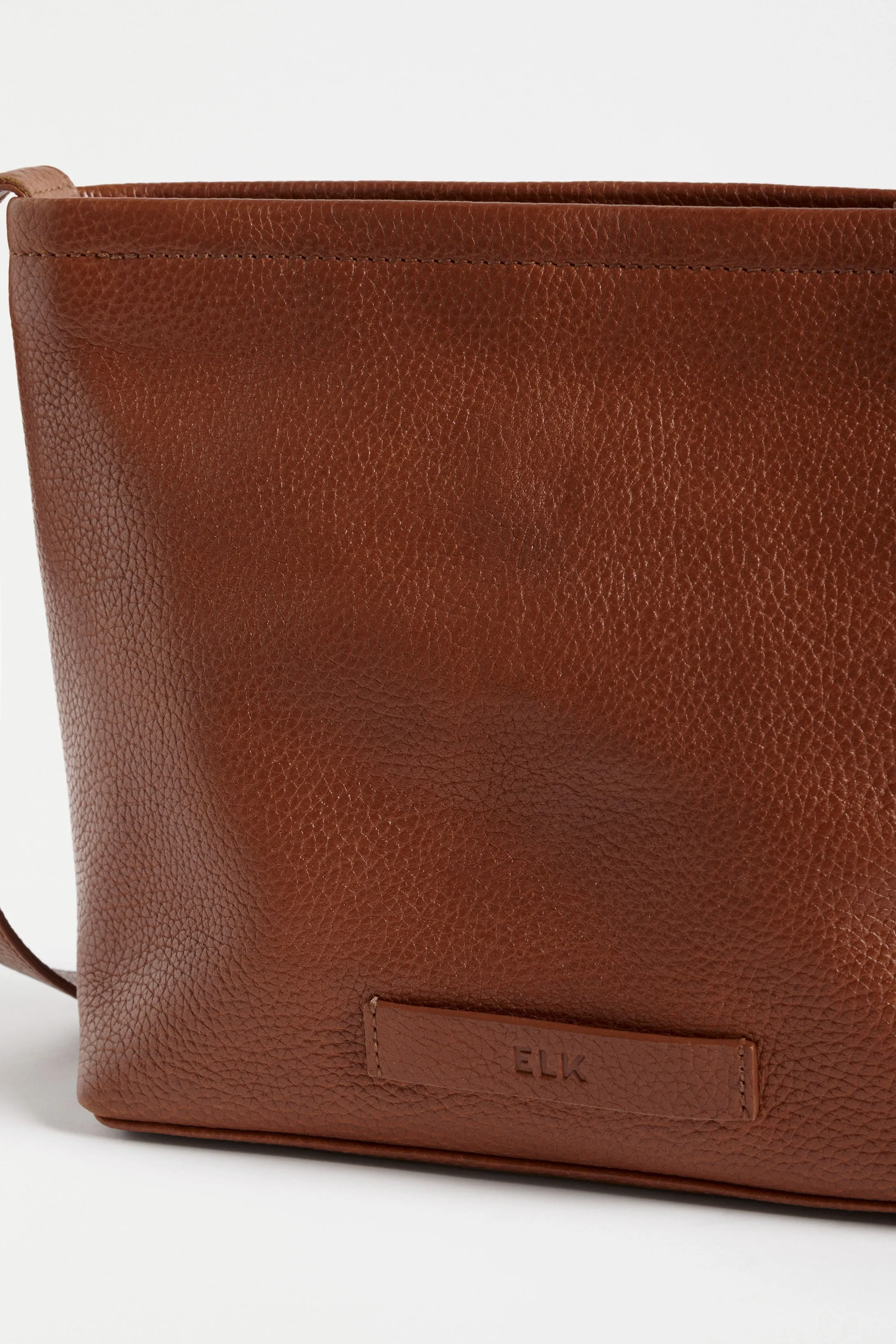 Lomi Crossbody Tan