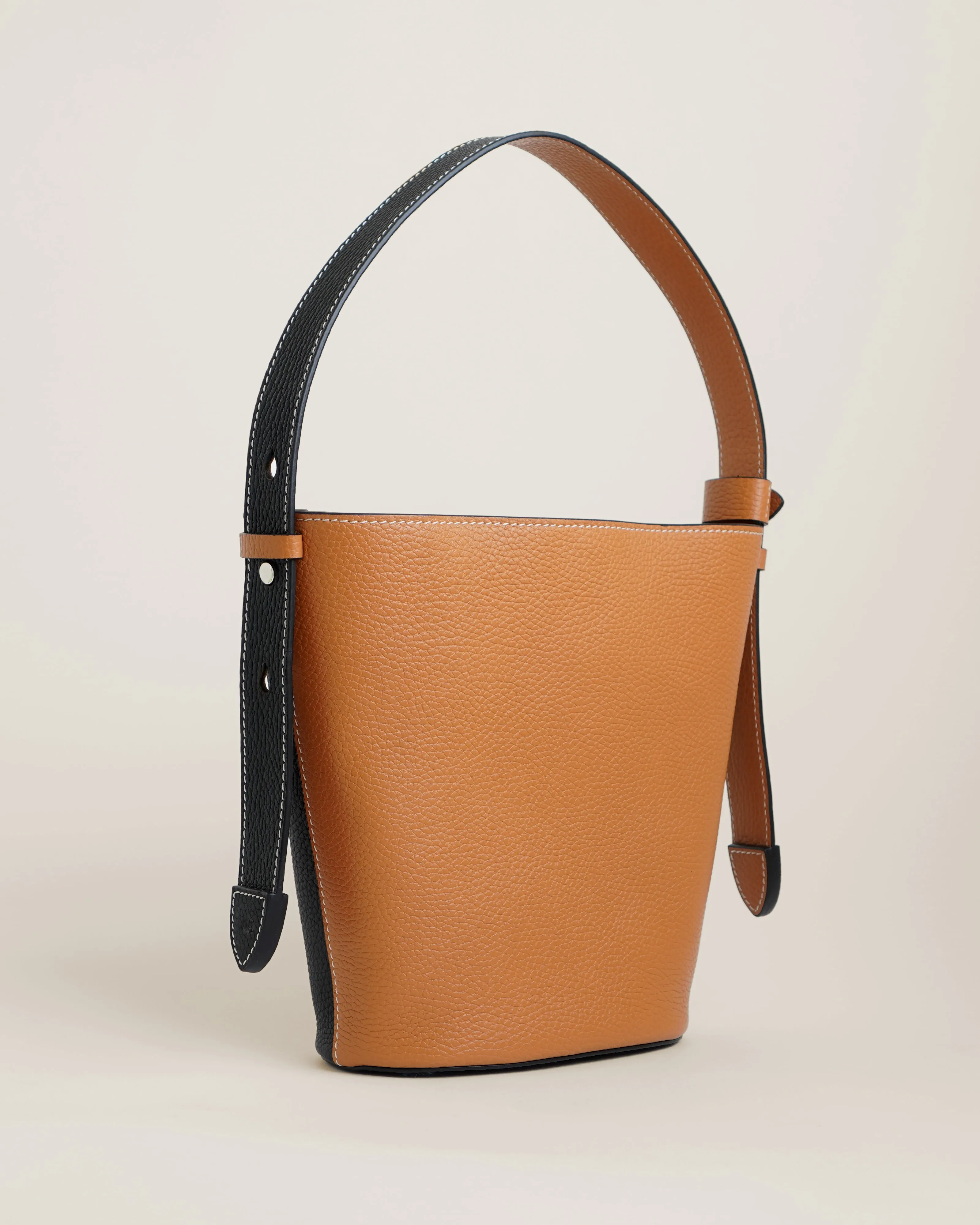 Sid Bucket Bag  | Pebble