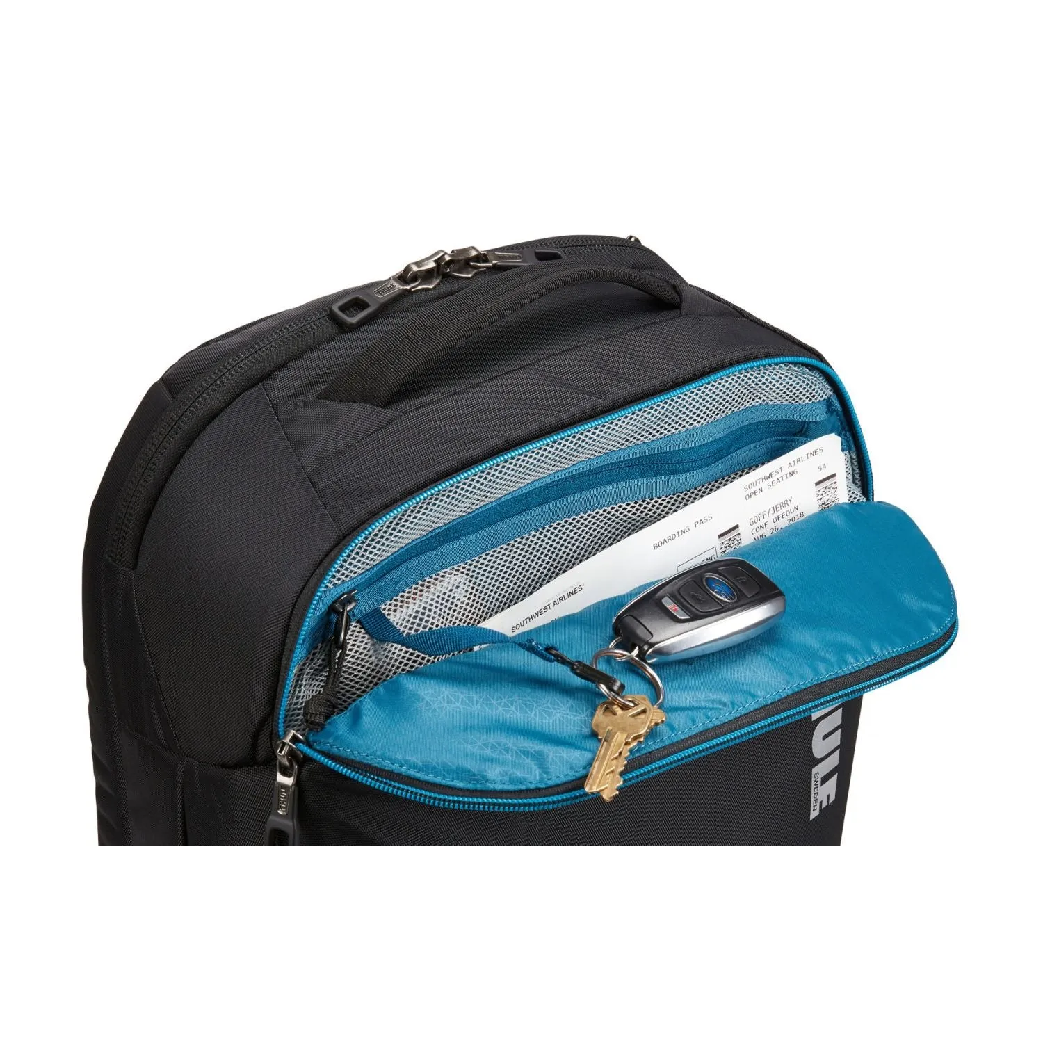 Thule Subterra Convertible Carry On 40L