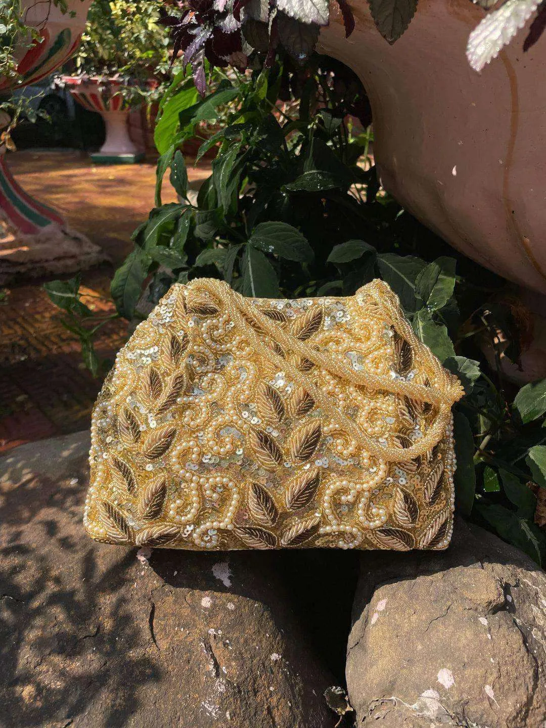 Vintage Floral Beaded Clutch Bag